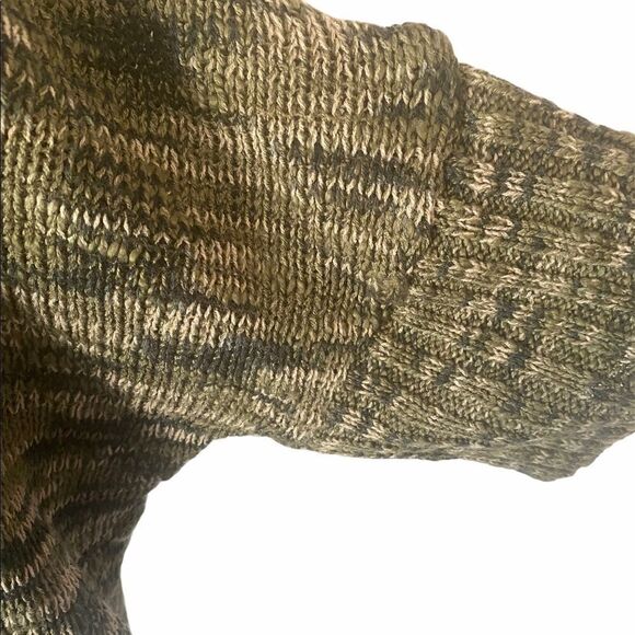 Eyelash Oversized Shades of Green Sweater - Picture 5 of 13